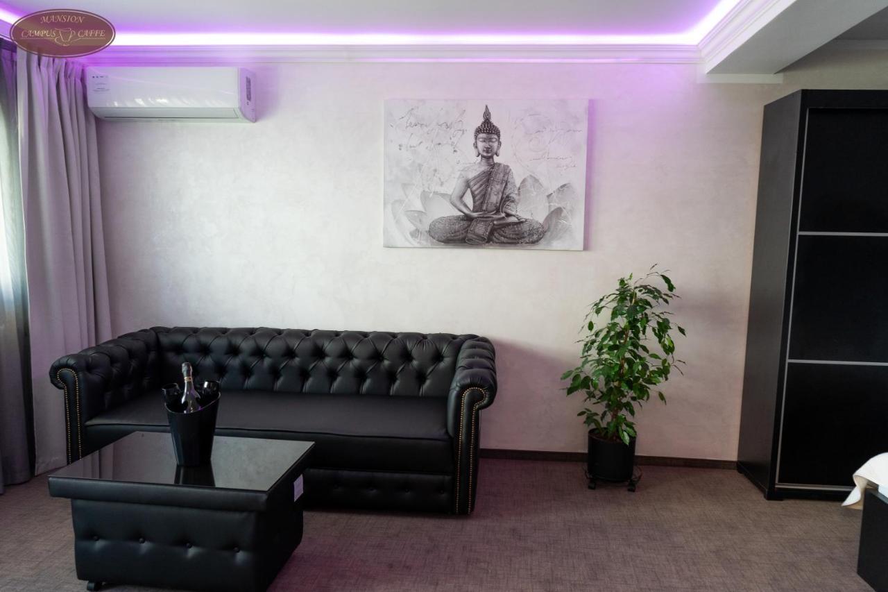 布泽乌 Campus Caffe Mansion酒店 外观 照片